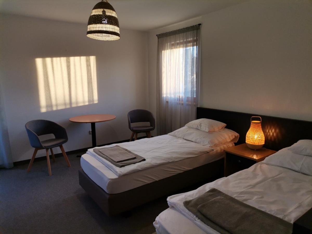 Bed and breakfast Jonathan Bed&pizza Komárom
